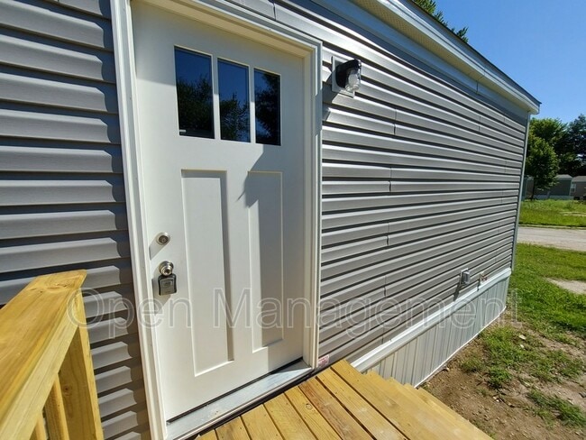 Building Photo - 7534 US-60