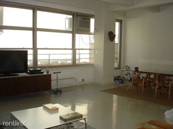 Building Photo - 2 br, 1 bath Apartment - 72 Nassau St