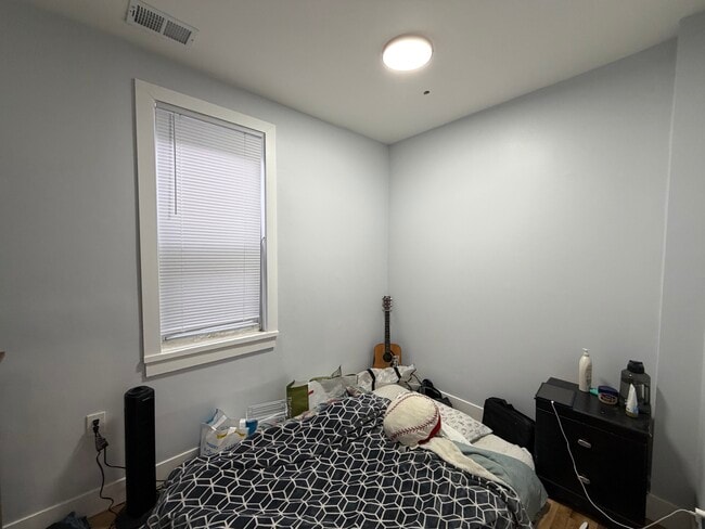 Foto del edificio - 1626 N Washtenaw Ave