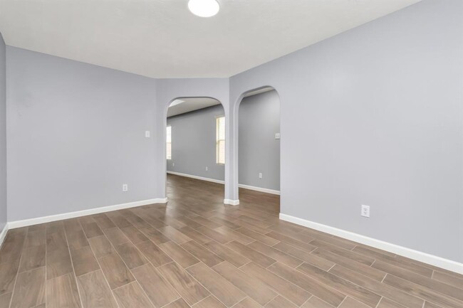 Building Photo - 10314 Collin Park Dr