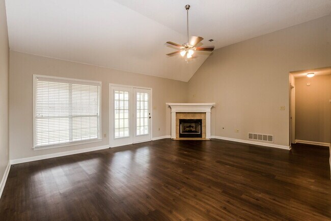 Building Photo - 1438 Clockshop Dr