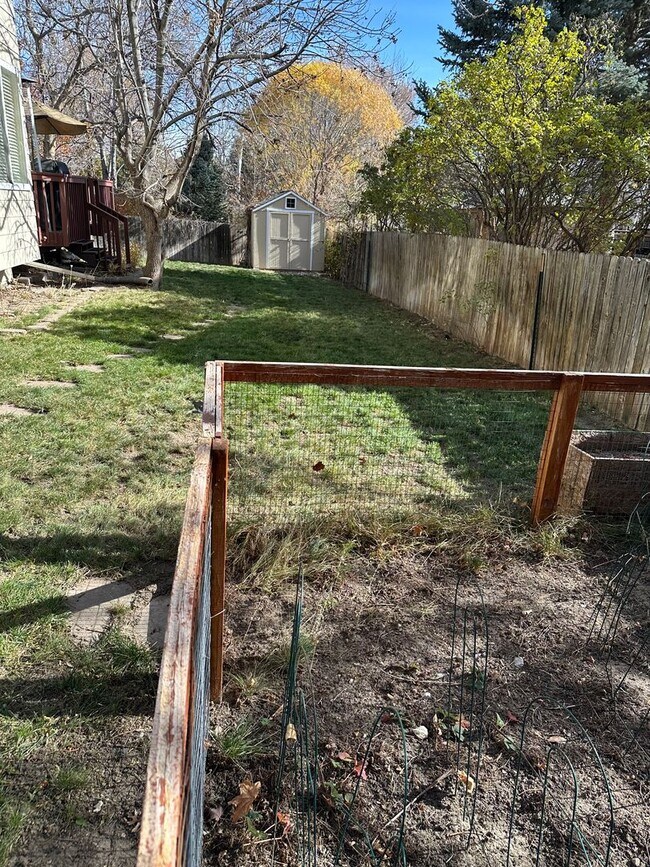 Foto del edificio - Beautiful 5B home in Erie Available January 2026 !