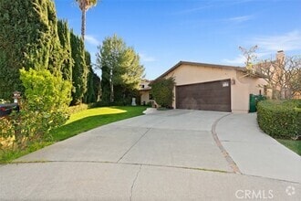 Building Photo - 24911 Via Santa Cruz