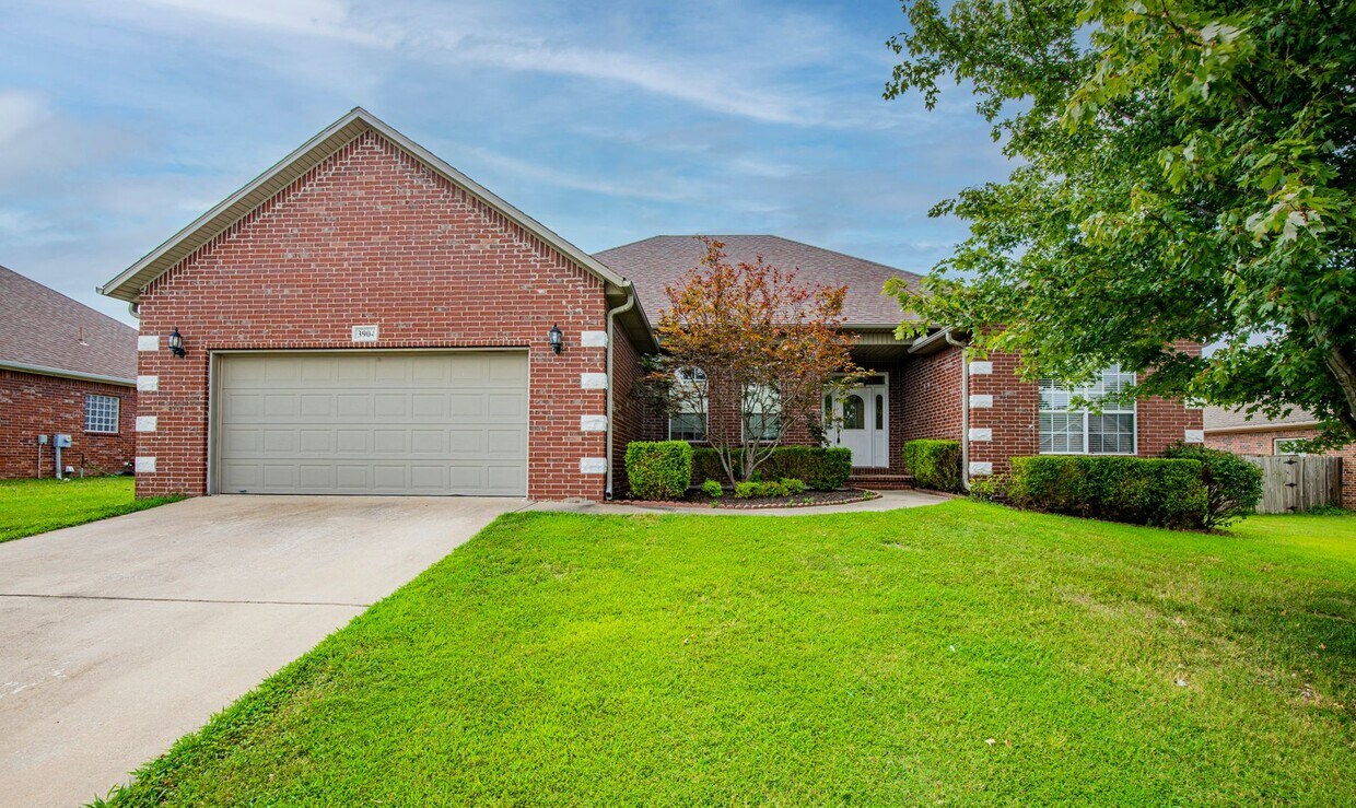 Foto principal - ***3904 Sycamore St***