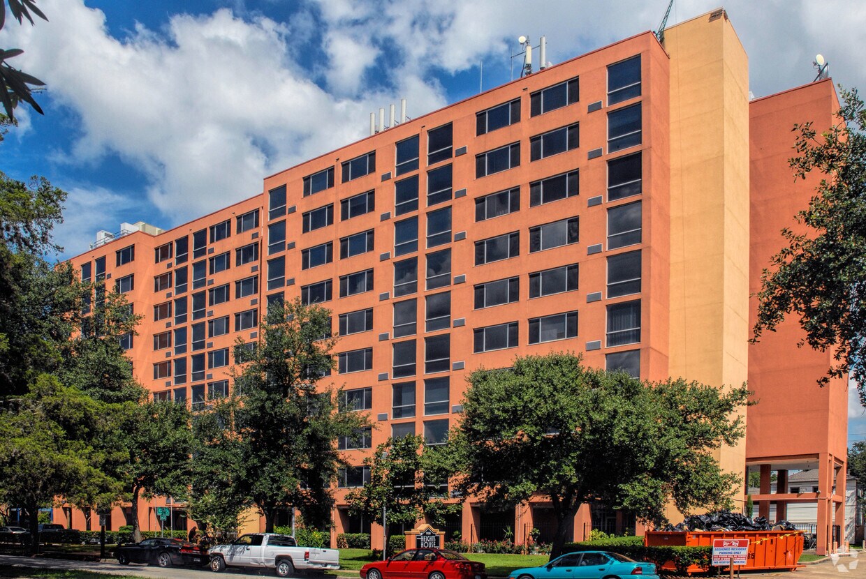 Heights House Apartments - Houston, TX | Apartments.com