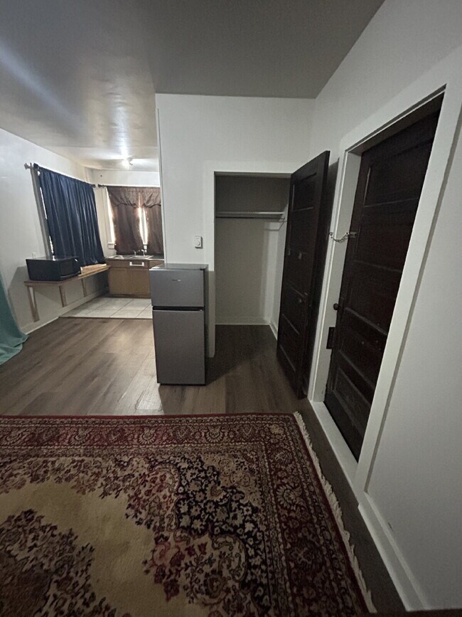 Foto del edificio - "Charming 450 sq ft Studio Retreat in Jone...