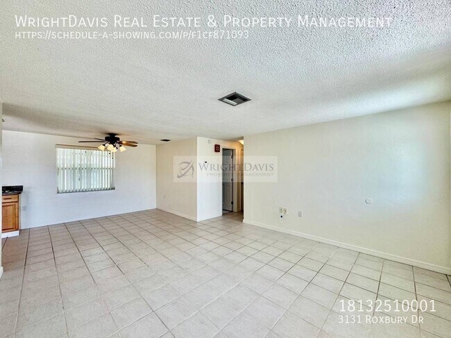 Foto del edificio - 3131 Roxbury Dr