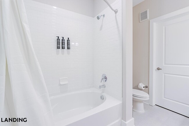 Building Photo - 2361 Commerce Park Dr NE