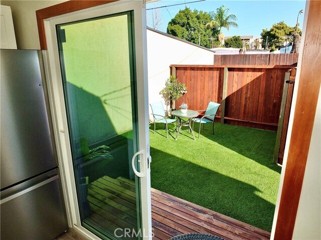 Building Photo - 61 W Louise St