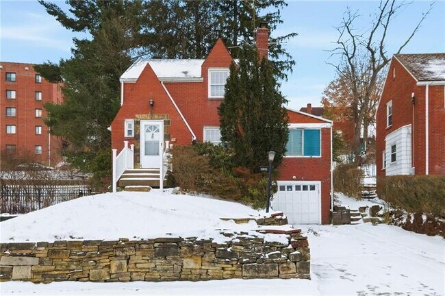 Foto del edificio - Newly Renovated Pittsburgh 3 Bed House