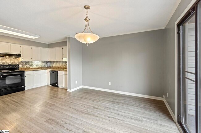 Building Photo - 805 Stallings Rd