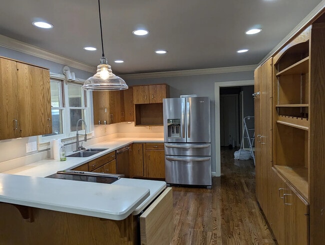 Building Photo - 505 Winding Way