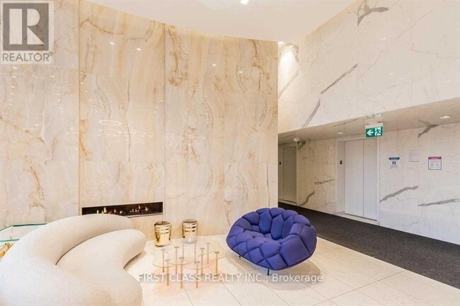 Building Photo - 251 Jarvis St