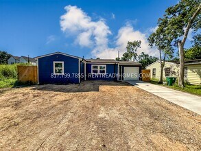Building Photo - 8158 Panay Dr