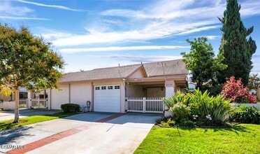 Building Photo - 170 Spanish Moss Pl