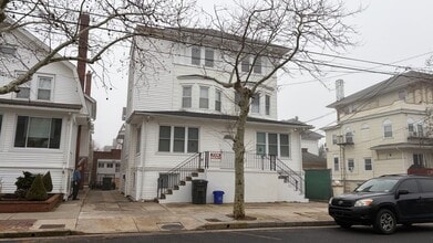 Building Photo - 14 S Raleigh Ave