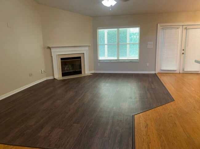 Building Photo - 209 Stellar Ct