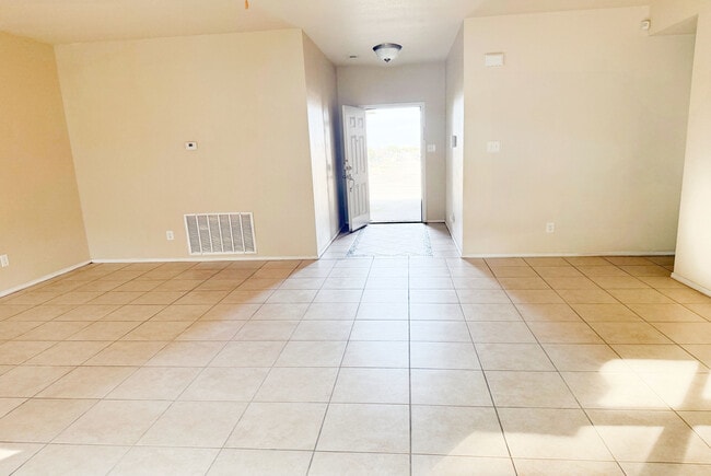 Foto del edificio - 3906 Jack Barnes Ave