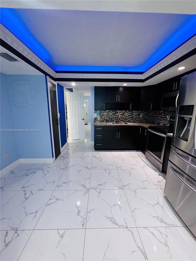 Foto del edificio - 3977 W 9th Ln