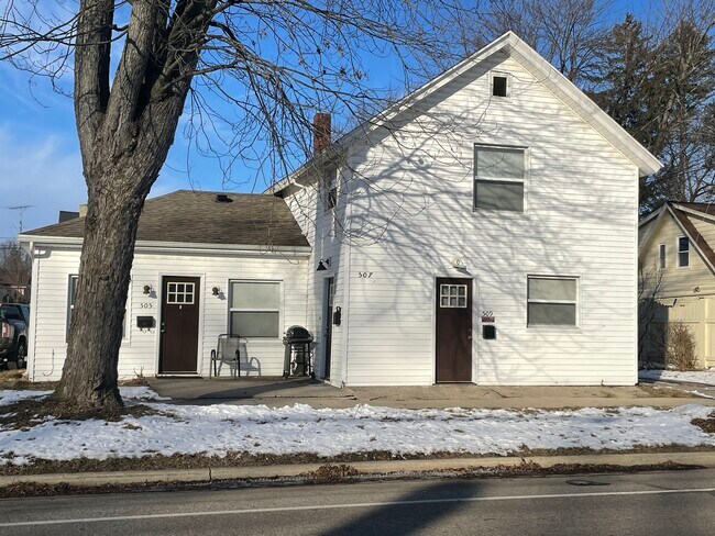 Building Photo - 509 E Michigan St