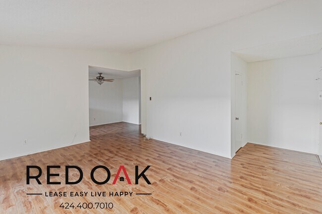 Foto del edificio - ~3 Weeks FREE~ Lovely, Spacious One Bedroo...