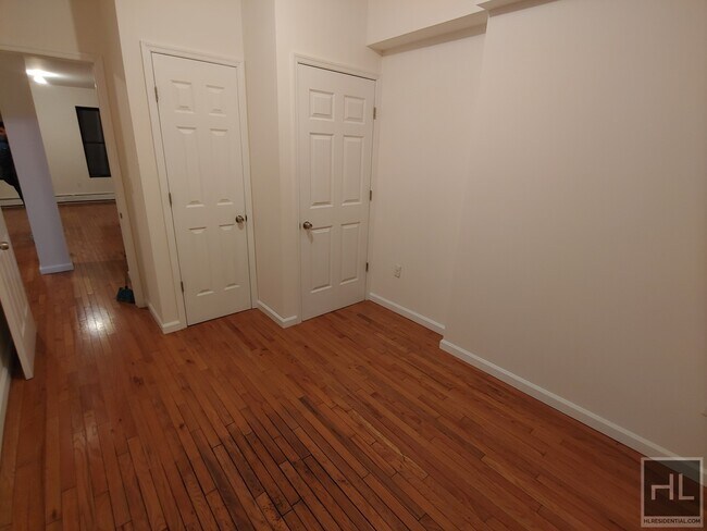 Building Photo - 3 AVENUE