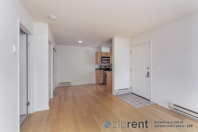 Foto del edificio - 174 Bayside Ct
