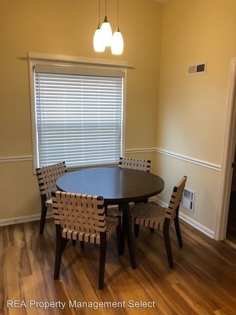 Foto del edificio - 3 br, 3 bath House - 8720 Mill Run Drive