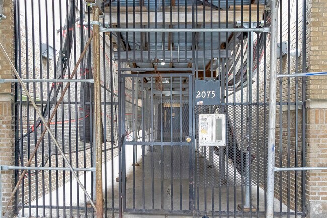 Entrance - 2075 Morris Ave