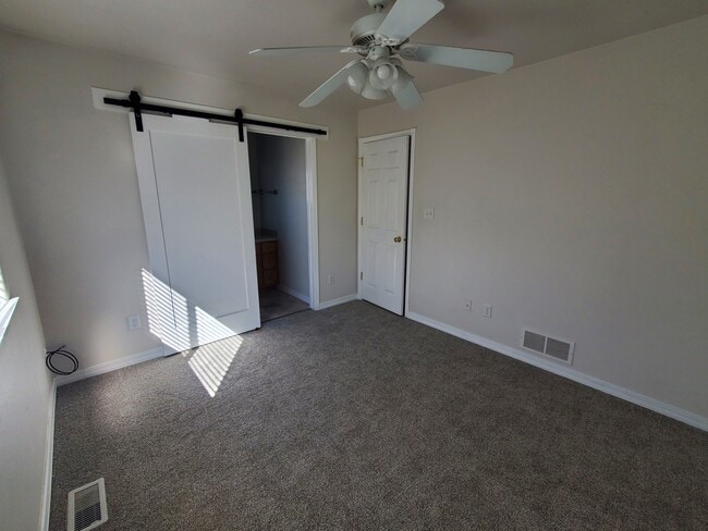 Building Photo - 4440 E Ladino Dr