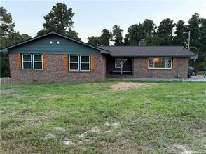 Building Photo - 5815 Permastone Lake Rd