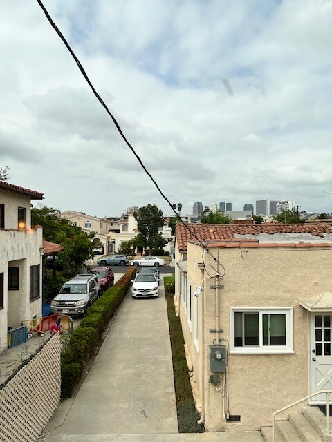 Foto del edificio - 1466 Cardiff Ave