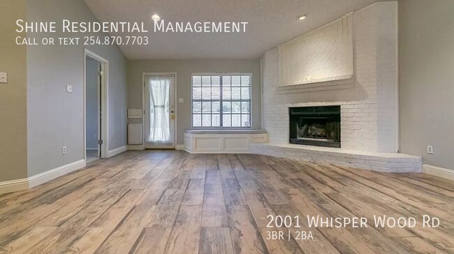 Foto del edificio - 2001 Whisper Wood Rd