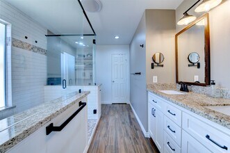 Building Photo - 1423 Sand Lake Ln