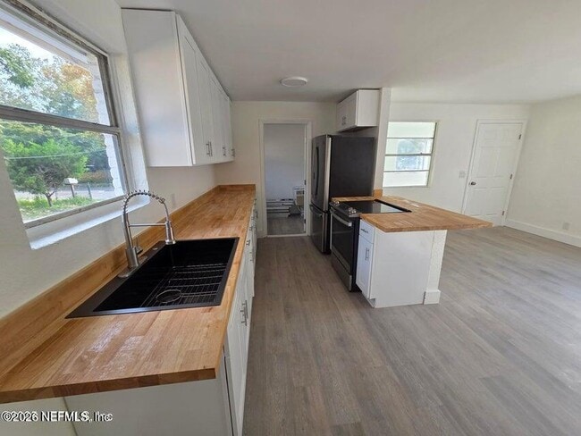 Foto del edificio - 2097 Baldwin St