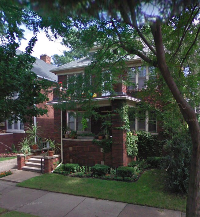 860 Nottingham Rd Unit 4, Grosse Pointe Park, MI 48230 Apartments in