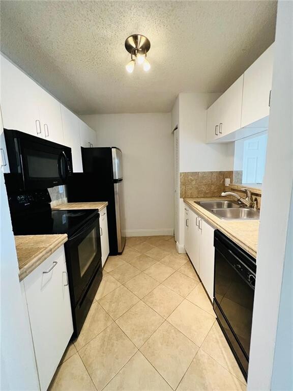 Photo - 1721 Village Blvd Apartment