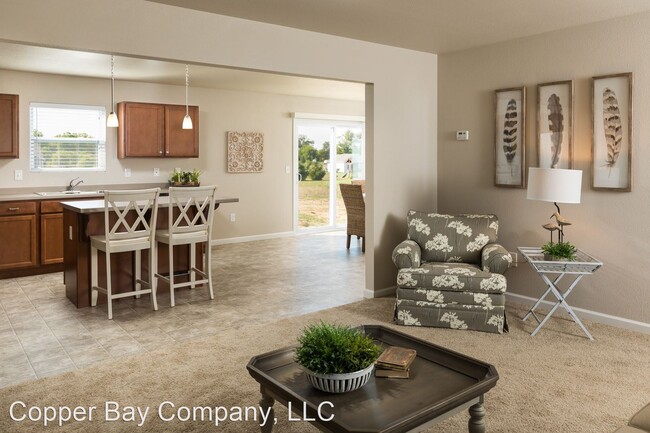 Building Photo - 14677 White Pine Ridge Ct