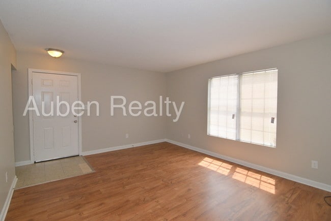 Building Photo - 2339 Walden Dr