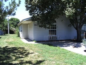 325-325 Washington St