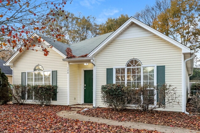 Foto del edificio - 126 Stonehaven Dr