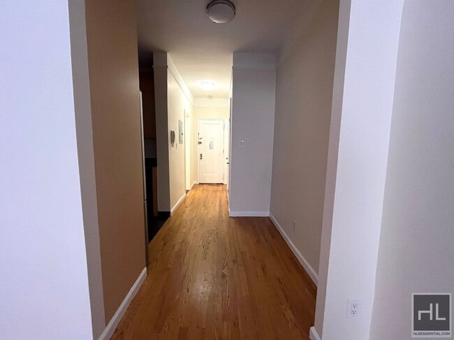 Building Photo - EAST 67 STREET