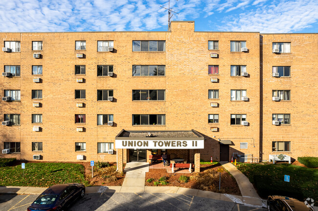 Building Photo - Union Towers II