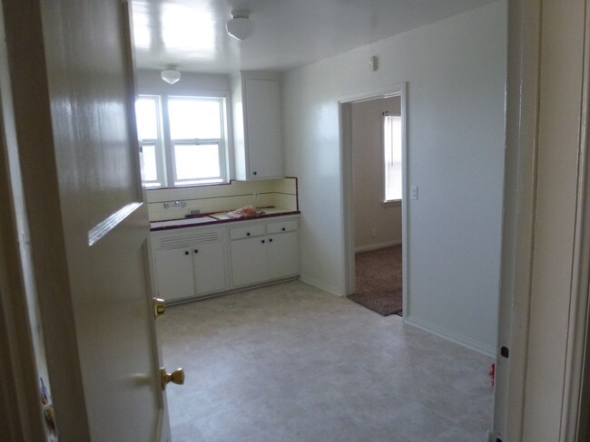 Foto del edificio - 1437 Lucile Ave