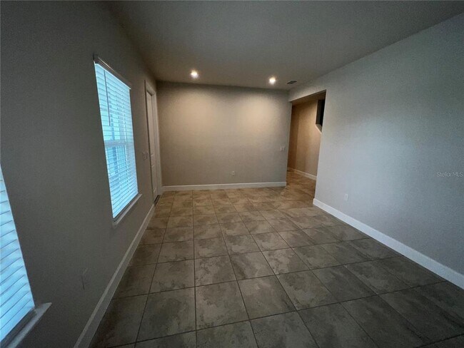 Foto del edificio - 3125 St Charles Pl