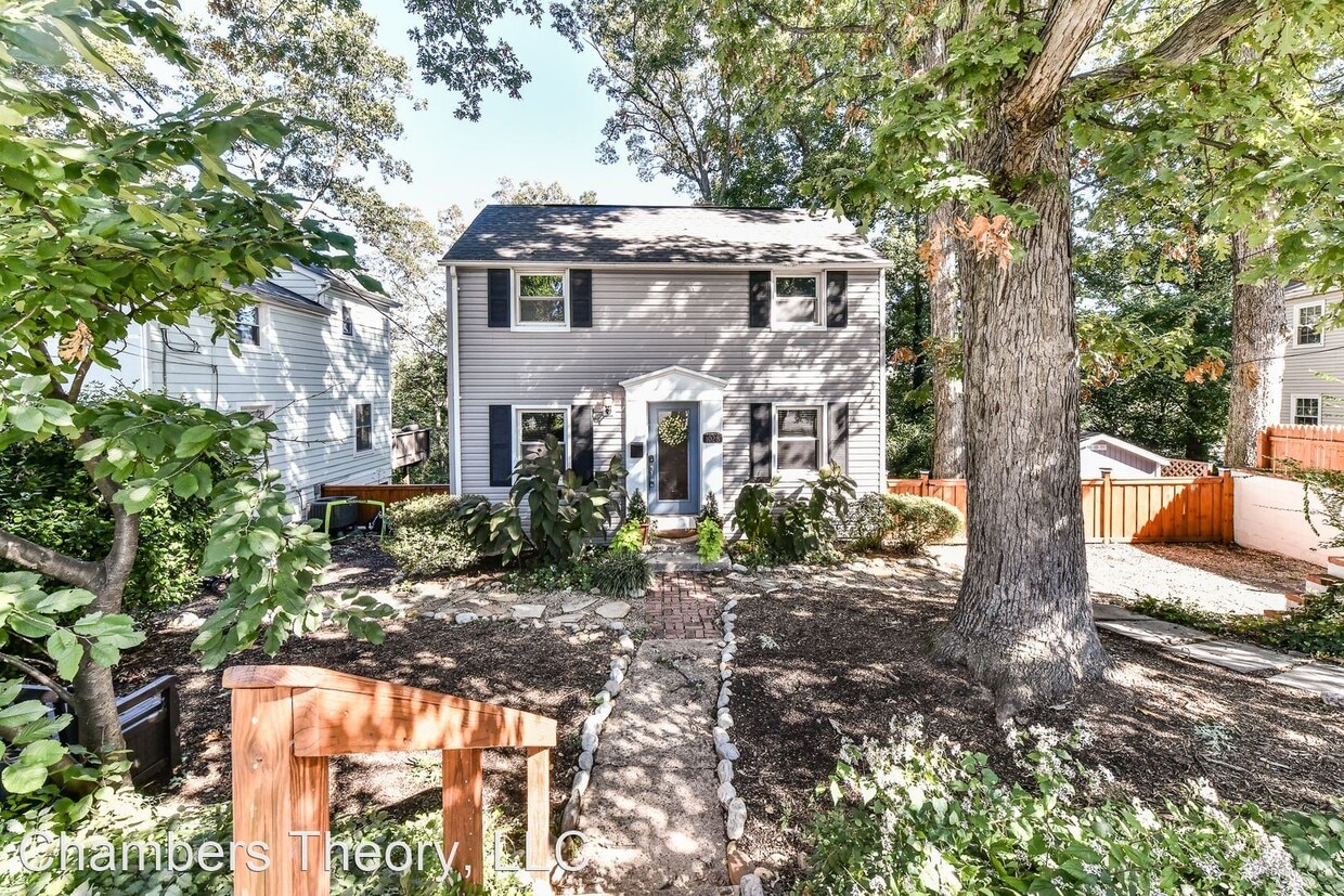 1028 S Edison St, Arlington, VA 22204 House Rental in Arlington, VA