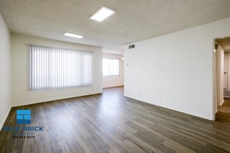 Building Photo - 17834 Burbank Blvd