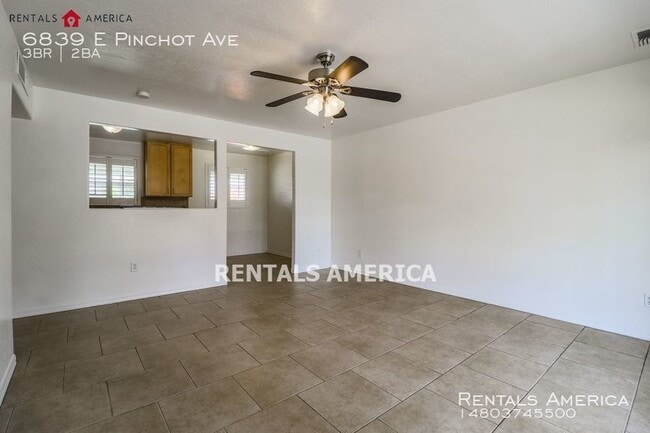 Foto del edificio - 6839 E Pinchot Ave