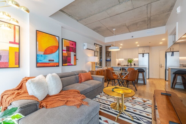 Photo du bâtiment - 450 Rue Saint-François-Xavier-SI ID1602104P