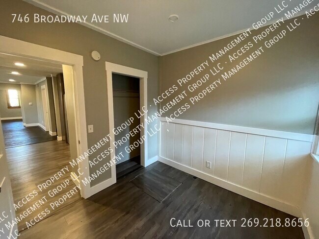 Building Photo - 746 Broadway Ave NW